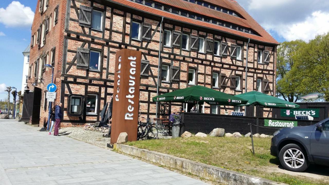 Ferienhaus Storchenweg Mahlzow Bagian luar foto