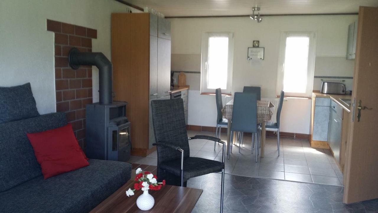 Ferienhaus Storchenweg Mahlzow Bagian luar foto